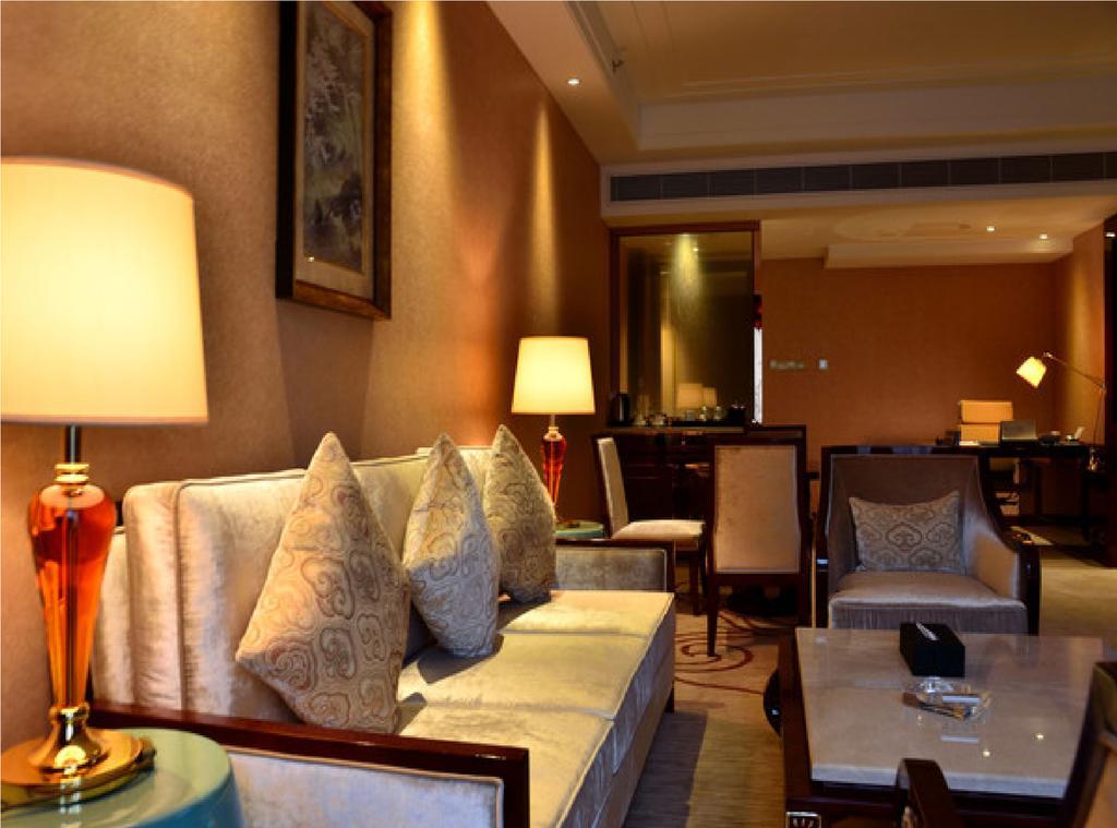Embassador International Hotel Сиань Экстерьер фото